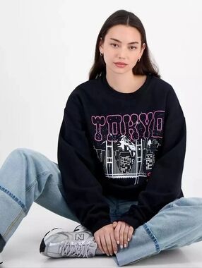 NWT Tokyo Skyline Graphic Sweatshirt